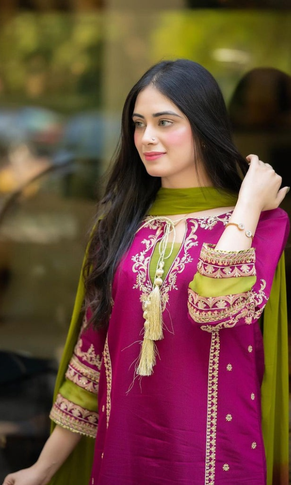 Omal By Komal - 3PC Heavy Embroidered Lawn Suit