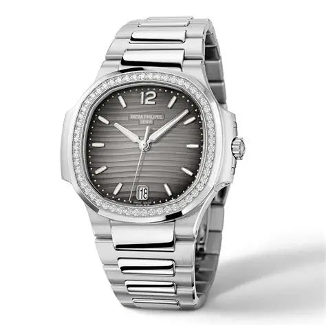 Patek Philippe Nautilus (Geneve 7118)